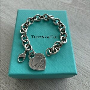 Return to Tffany Heart Tag Charm Bracelet
